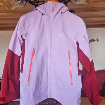 Arcteryx smučarska jakna