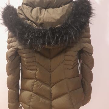 bunda zimska guess