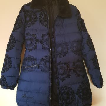 DESIGUAL MODRO ČRNA PARKA/BUNDA 40