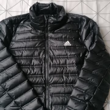 prehodna puhovka Adidas št. M