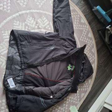 Smucarska bunda  XL,topla 33eur