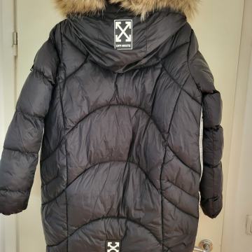 Ženska bunda Off- White številka M