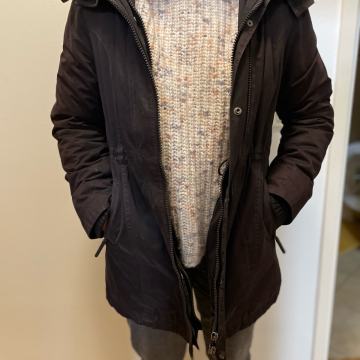 Ženska zimska jakna Superdry, velikost L