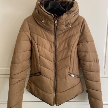 Zimska bunda, št. S (36)