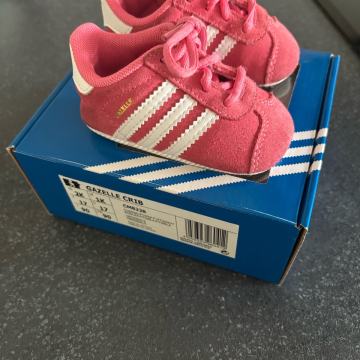 Adidas originals gazelle 17 baby