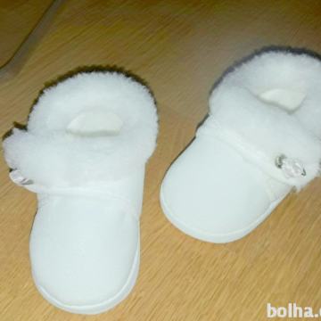 ČEVELJČKI 3 - 6 MESECEV