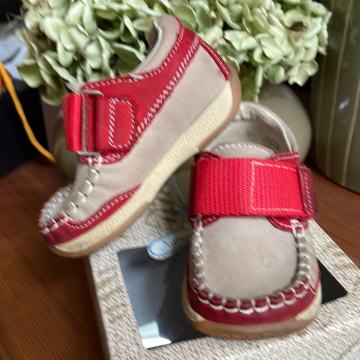 ciciban otroški čevlji št 19