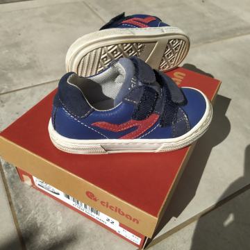 Ciciban otroški čevlji št. 22