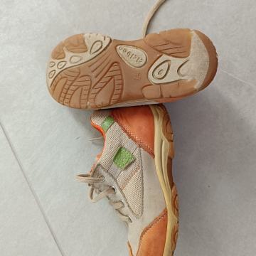 Ciciban unisex čeveljčki gležnarji št. 24