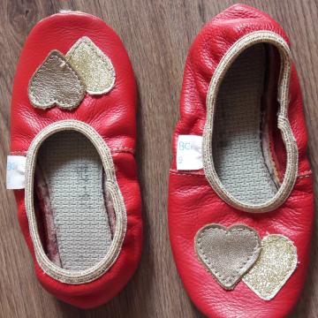 Dekliški usnjeni copati št. 23/24