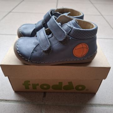 FRODDO čevlji, novi, št. 24, cena 45€