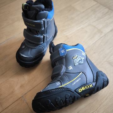 Geox škornji št.22