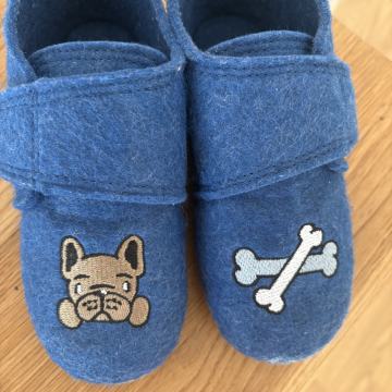 NOVI Lupilu copatki št. 27