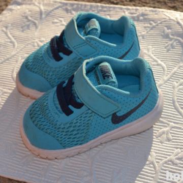 Nike športni copati, velikost 19,5