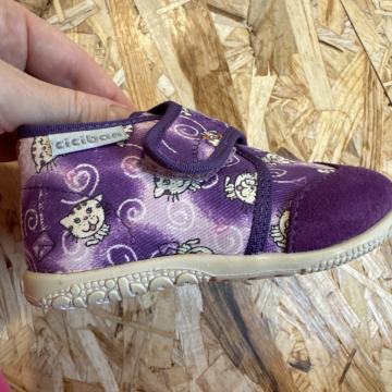 Otroški copati ciciban št. 21