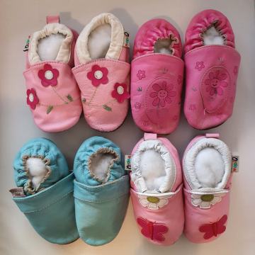 Usnjeni otroški copatki št. 22/23