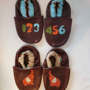 Usnjeni otroški copatki št. 24/25