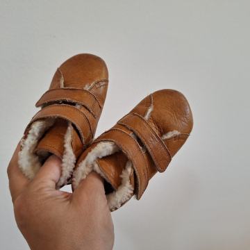 Otroški podloženi čevlji Froddo Prewalkers Furry - Cognac (št. 21)