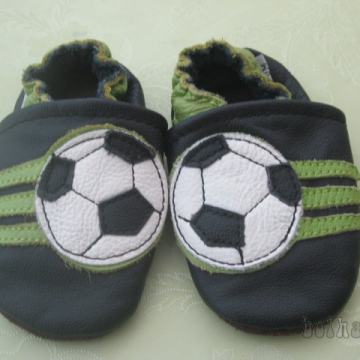 Otroški usnejeni copatki znamke Muca Maca