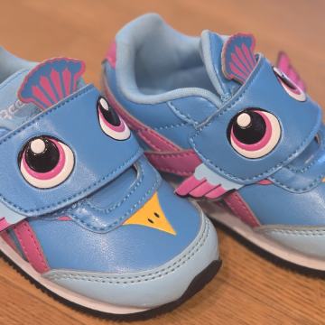 Superge št. 21, skoraj novo