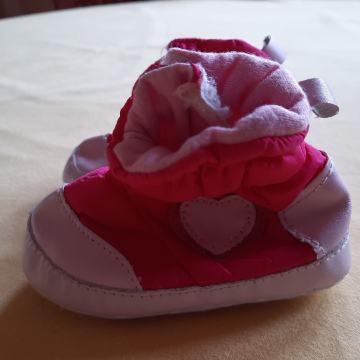 topla zimska obutev za deklico št. 11 cm NOVO