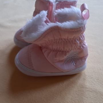 topla zimska obutev za deklico št. 19 oz. 10 cm NOVO