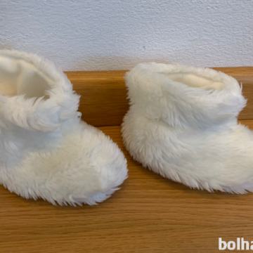 Topli copatki za dojenčka in supergice reebok