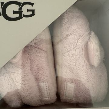 UGG copatki 12-18 m.