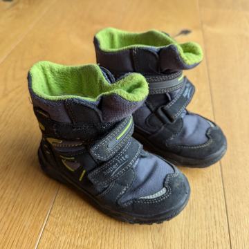 Zimski škornji Superfit številka 26