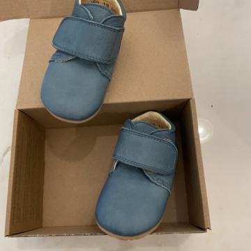 FRODDO 2x Čevlji za prve korake + Benetton škornji št. 21