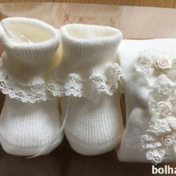 Nogavičke za novorojenčka in trak