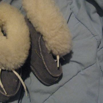 Zimski copatki-sivi, kosmateni