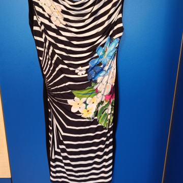 desigual obleka st 42