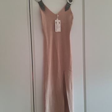 Elegantna obleka S/M -nova
