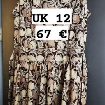 pin up obleka s potiskom lobanj, M