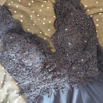 Temno modra dolga svečana obleka L