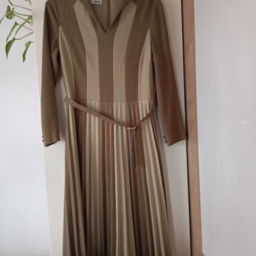 VINTAGE ZELENO ČRTASTA FINO PLETENA OBLEKA 42