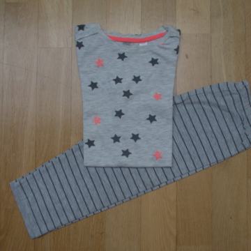 2x pižama vel. 8-12 let