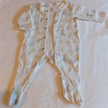 Pajac pižama št.68