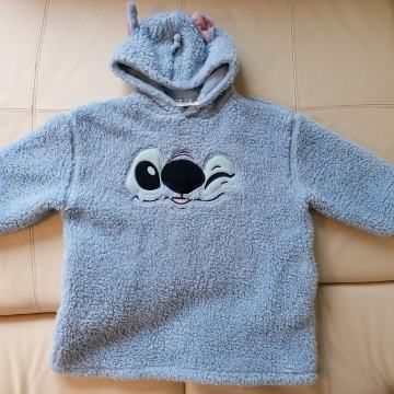 Snuddie odeja z rokavi Stitch 122 - 140