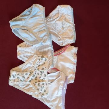 Spodnjice za punčko