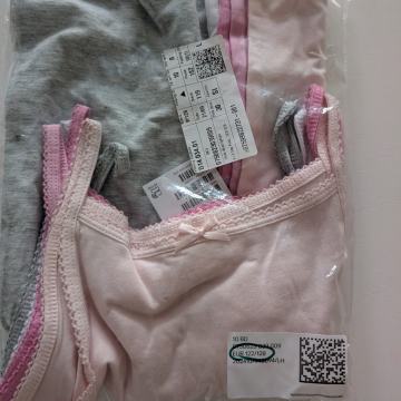 Spodnje majice H&M, 122-128, NOVO