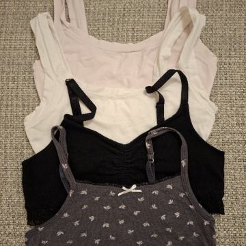 4x top (spodnja majica), vel. 140 cm (10 let)