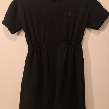 Črna obleka, Reserved, vel. 134