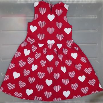 OVS 122/128 čudovita, kot nova celoletna dekliška obleka srček,6-7 let