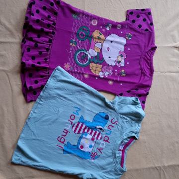 dekliška obleka št.92, zraven podarim majico