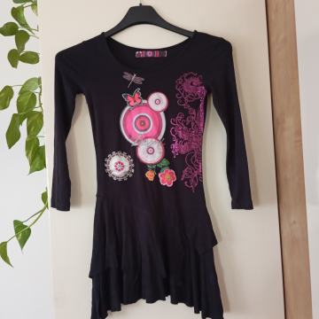DESIGUAL ČRNO ROZA OBLEKA 7/8 LET
