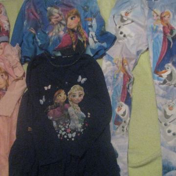 Oblačila z motivom Anna in Elza, vel 122-128