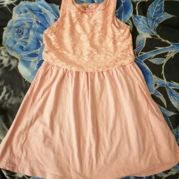 Prodam obleko ve. 7-8let 122-128