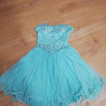 obleka za birmo/valeto